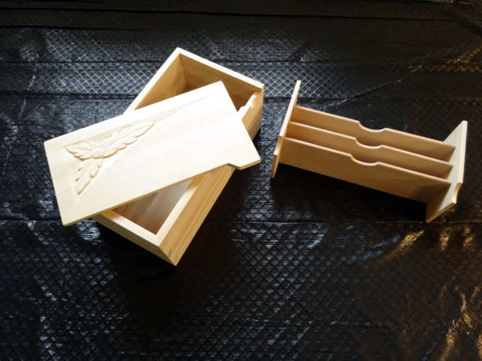 Card scraper box - ready to finish - waiting for shop to be warm enough - dividers are cedar