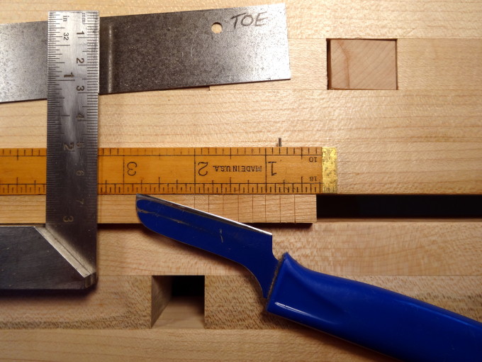 photo of marking the cutting guide