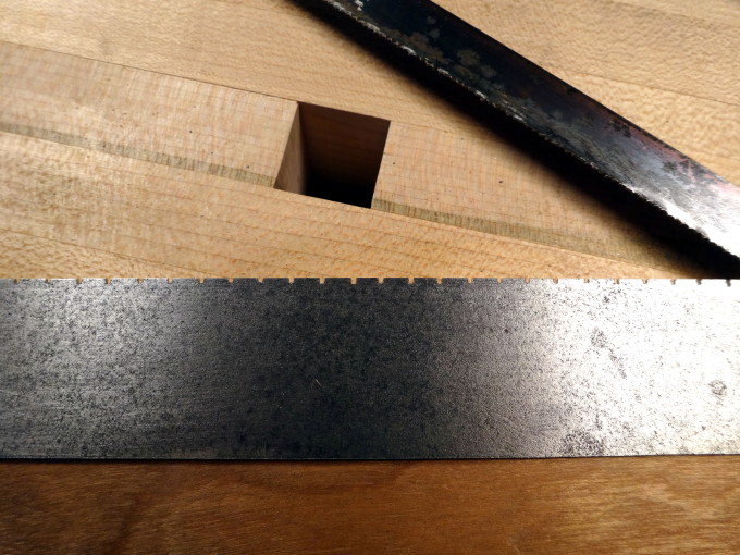 photo of saw plate after saw cuts