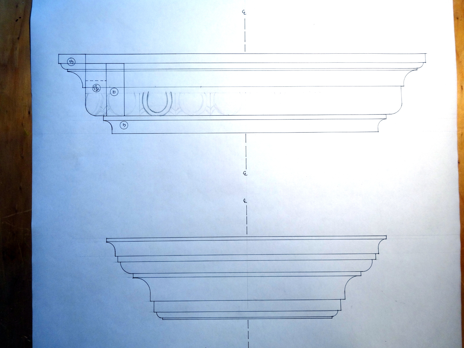 drawing of top and bottom moldings